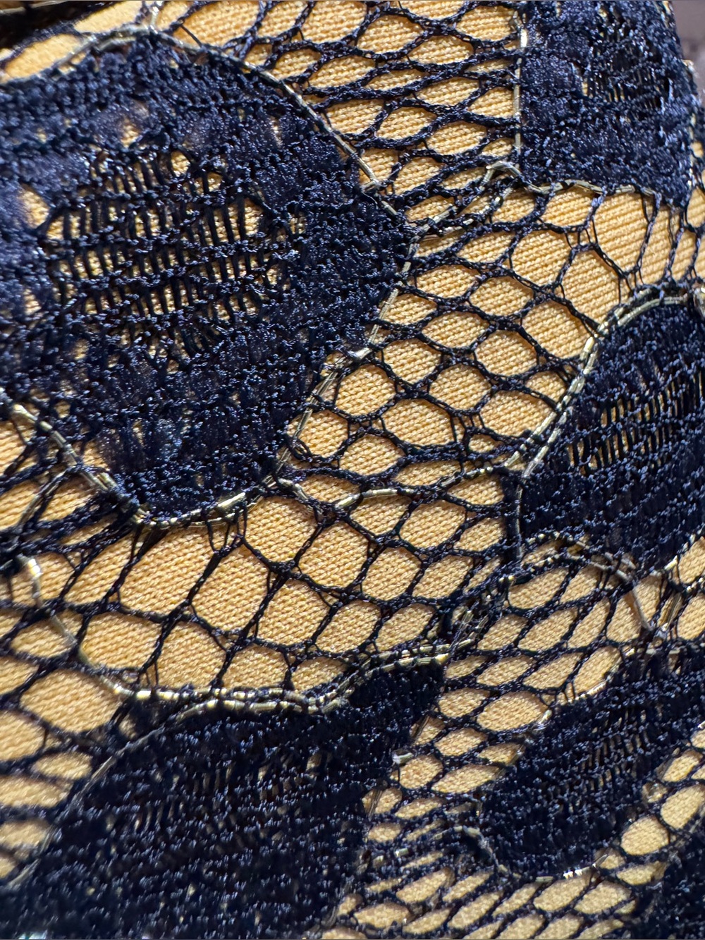 NWOT  English Rose Yellow and Black Patterned Skater Skirt with Blue Waistband - Picture 7 of 7